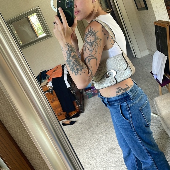 Guess Snakeskin Y2K 90s Shoulder Purse - Picture 6 of 16